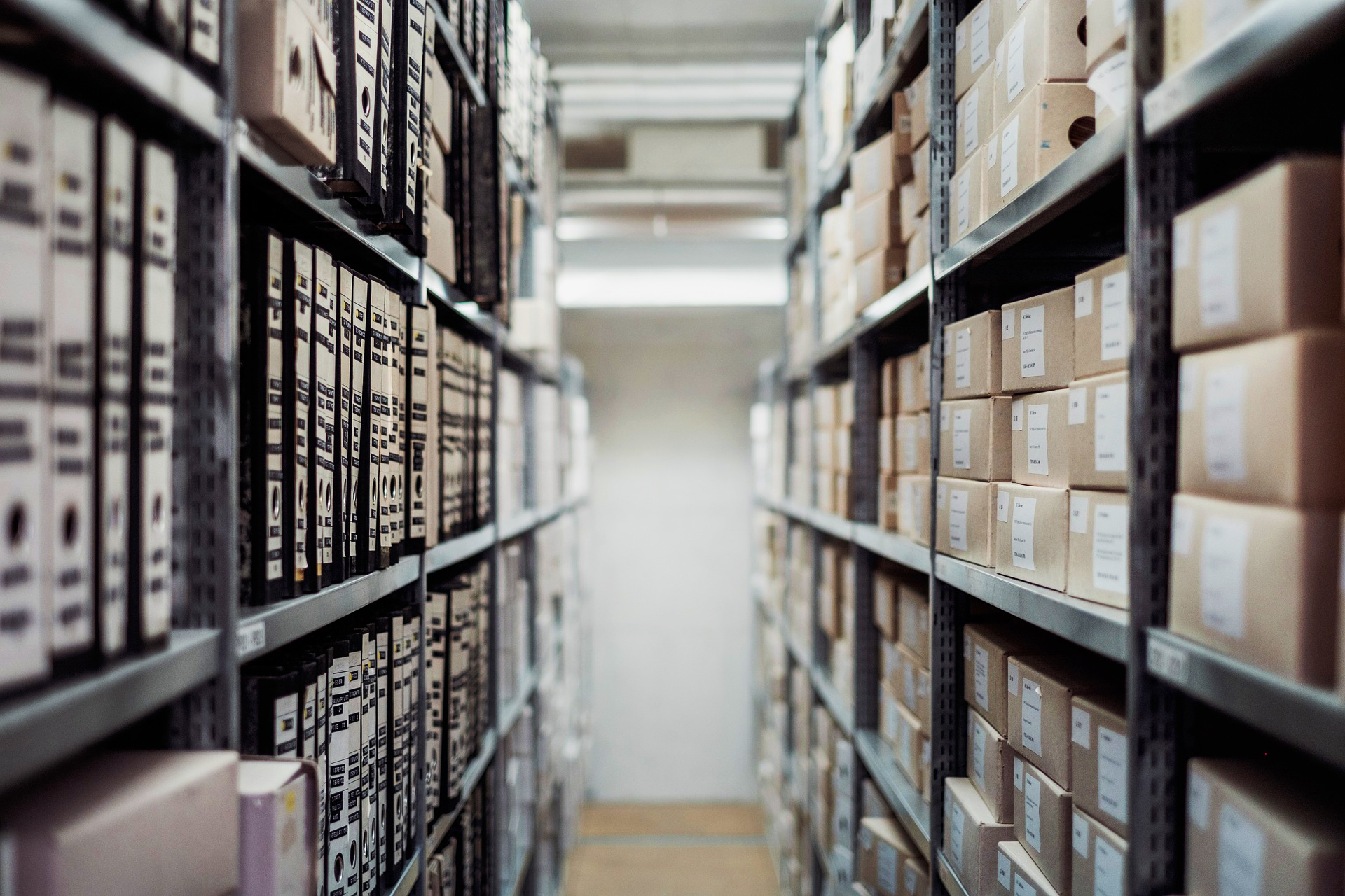 come organizzare un magazzino sempre in ordine