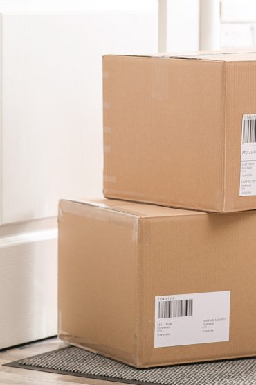 consegna merci con giusto packaging per logistica